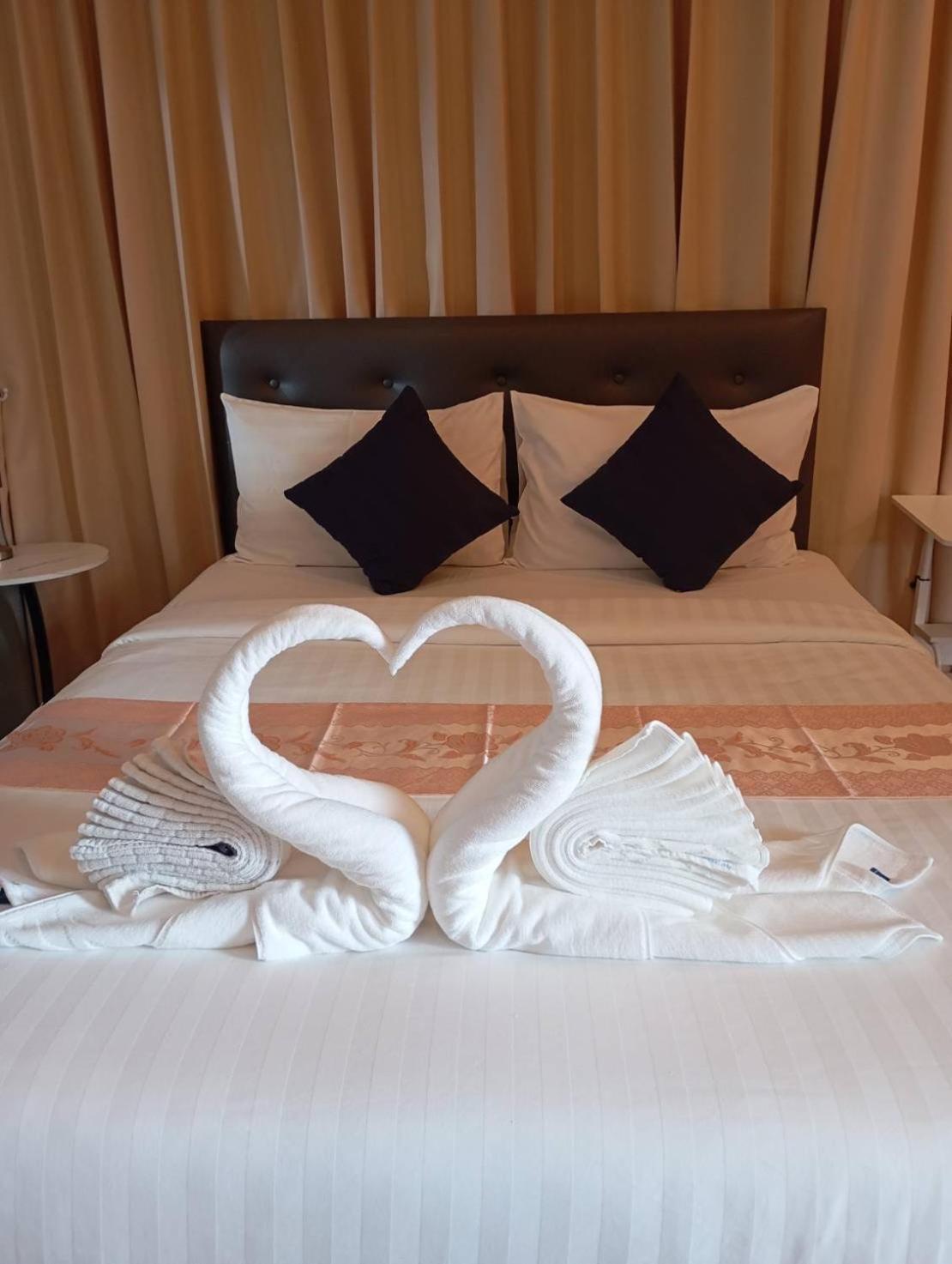 Hotel The Way 3*