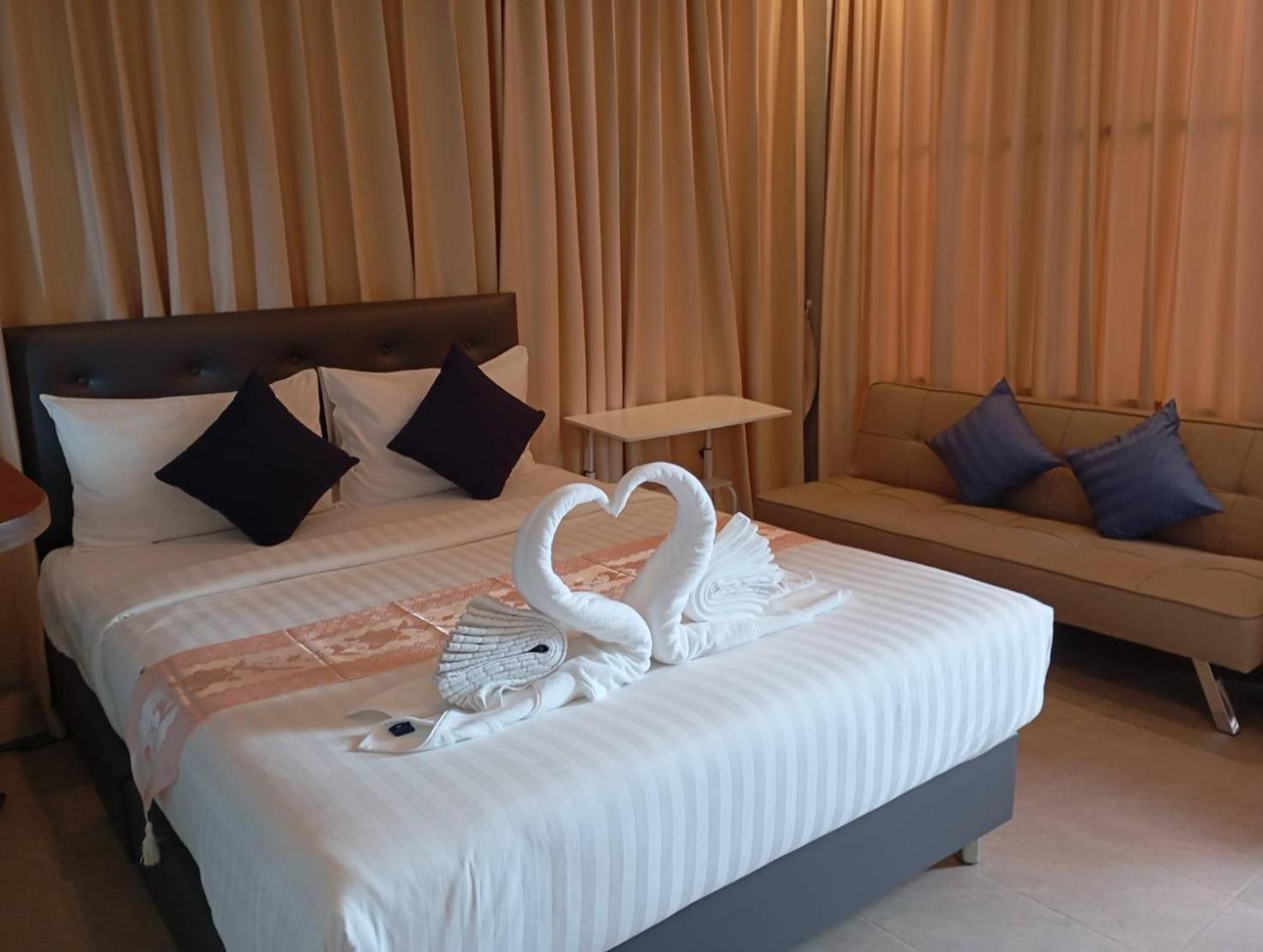 Hotel The Way Patong