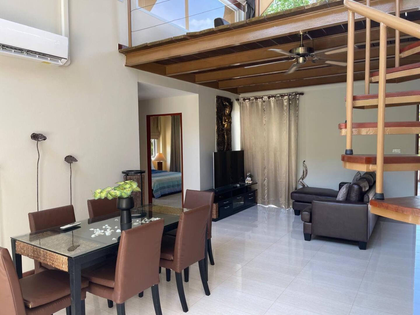 17 - Tropical Pool Holiday home