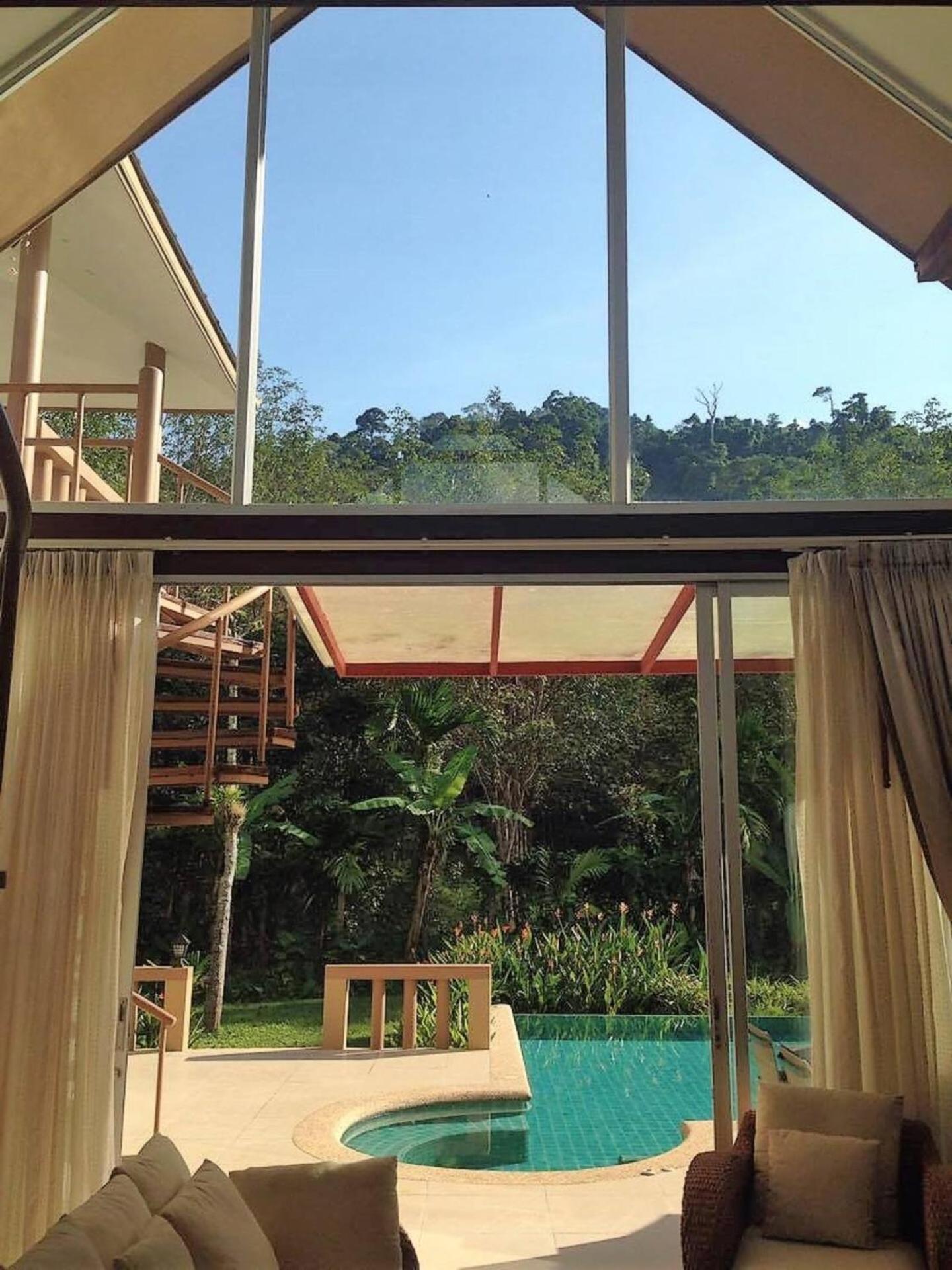 17 - Tropical Pool Phuket
