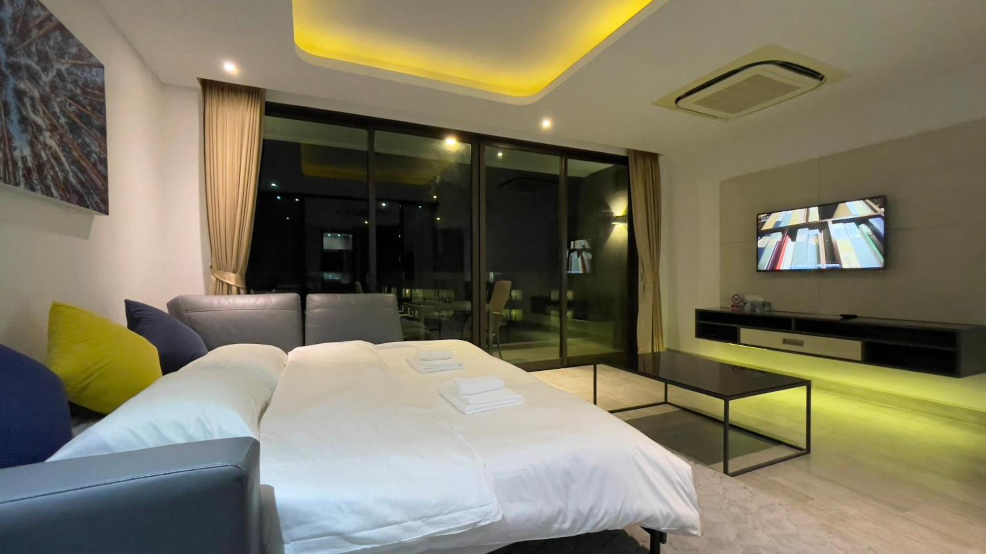 Apartment Partial Sea View *