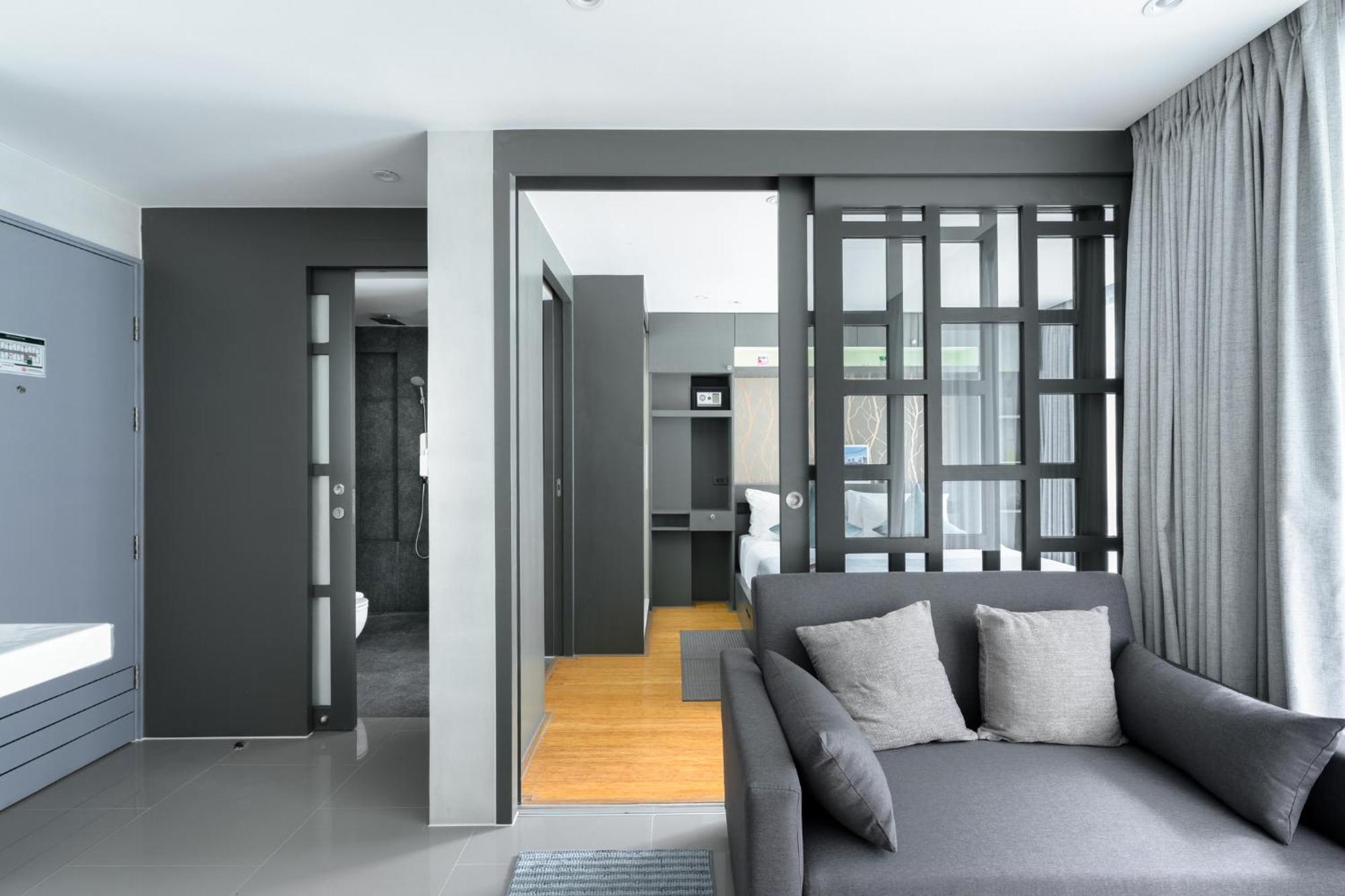 Sabay N103 With Pool View In Citygate *
