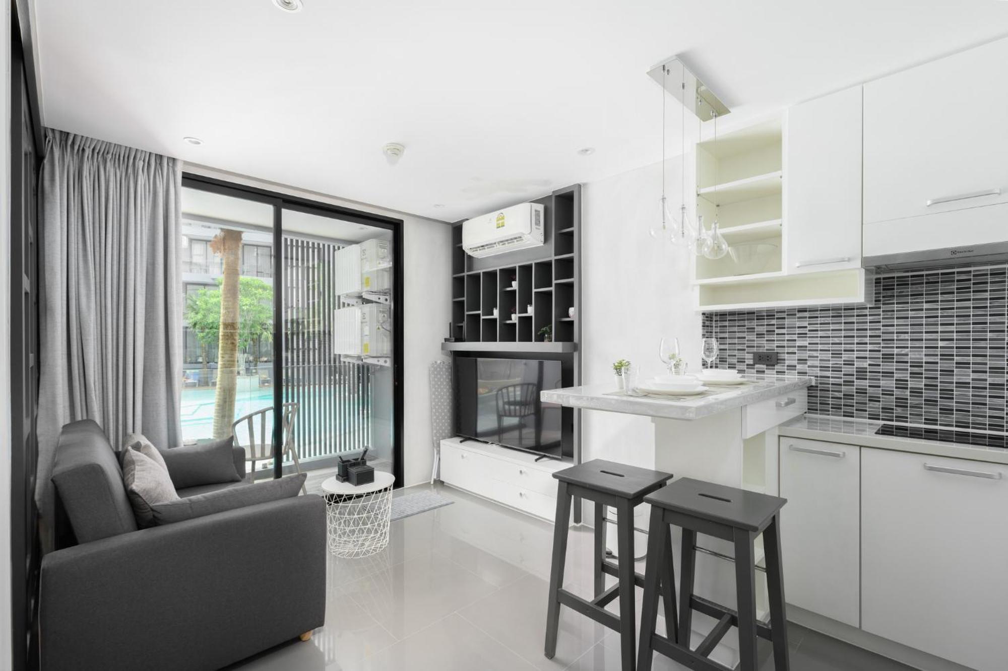 Sabay N103 With Pool View In Citygate Apartment *