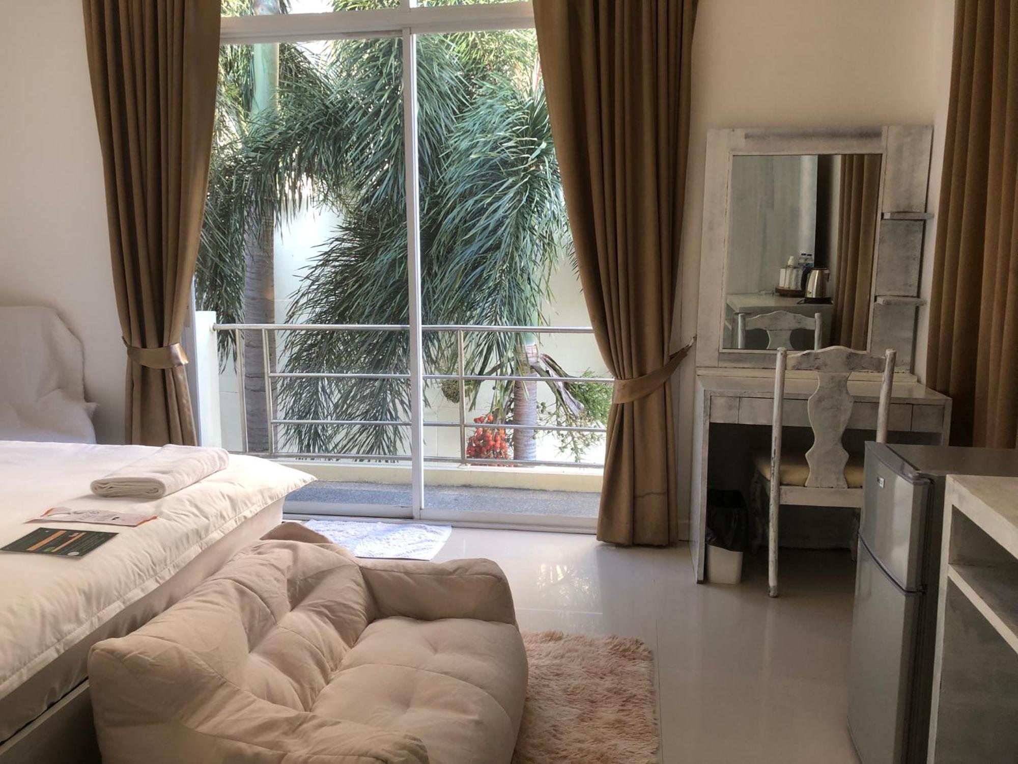 Til Dawn Phuket Aparthotel *