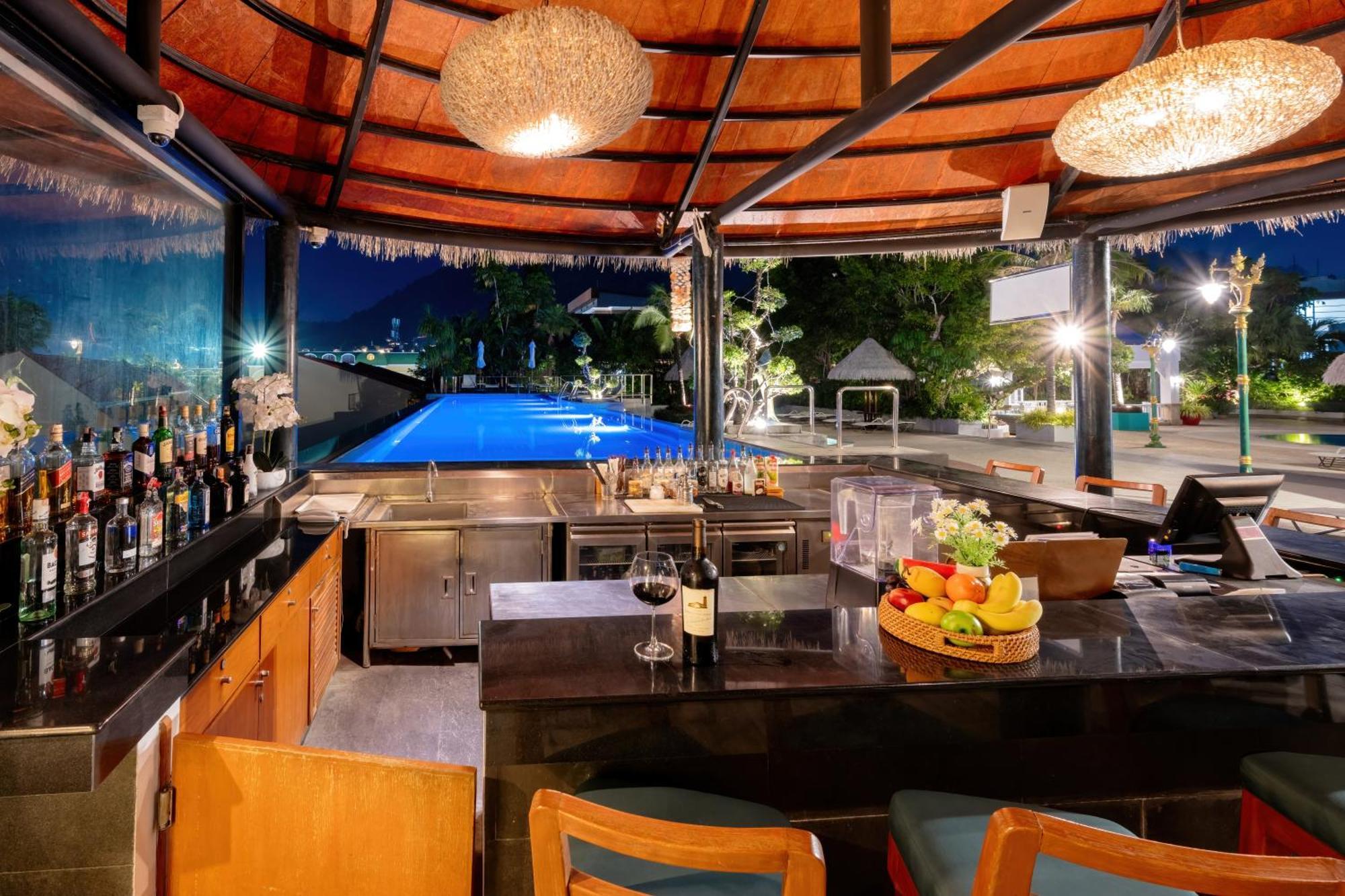 Andaman Hotel, Phuket Resort Patong
