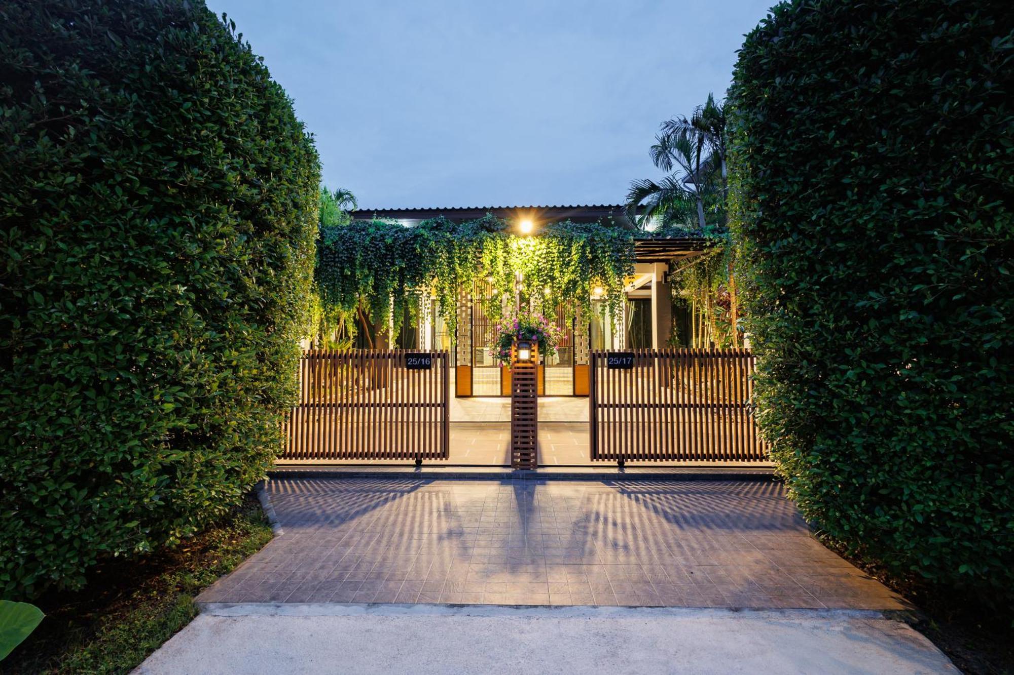 T House *