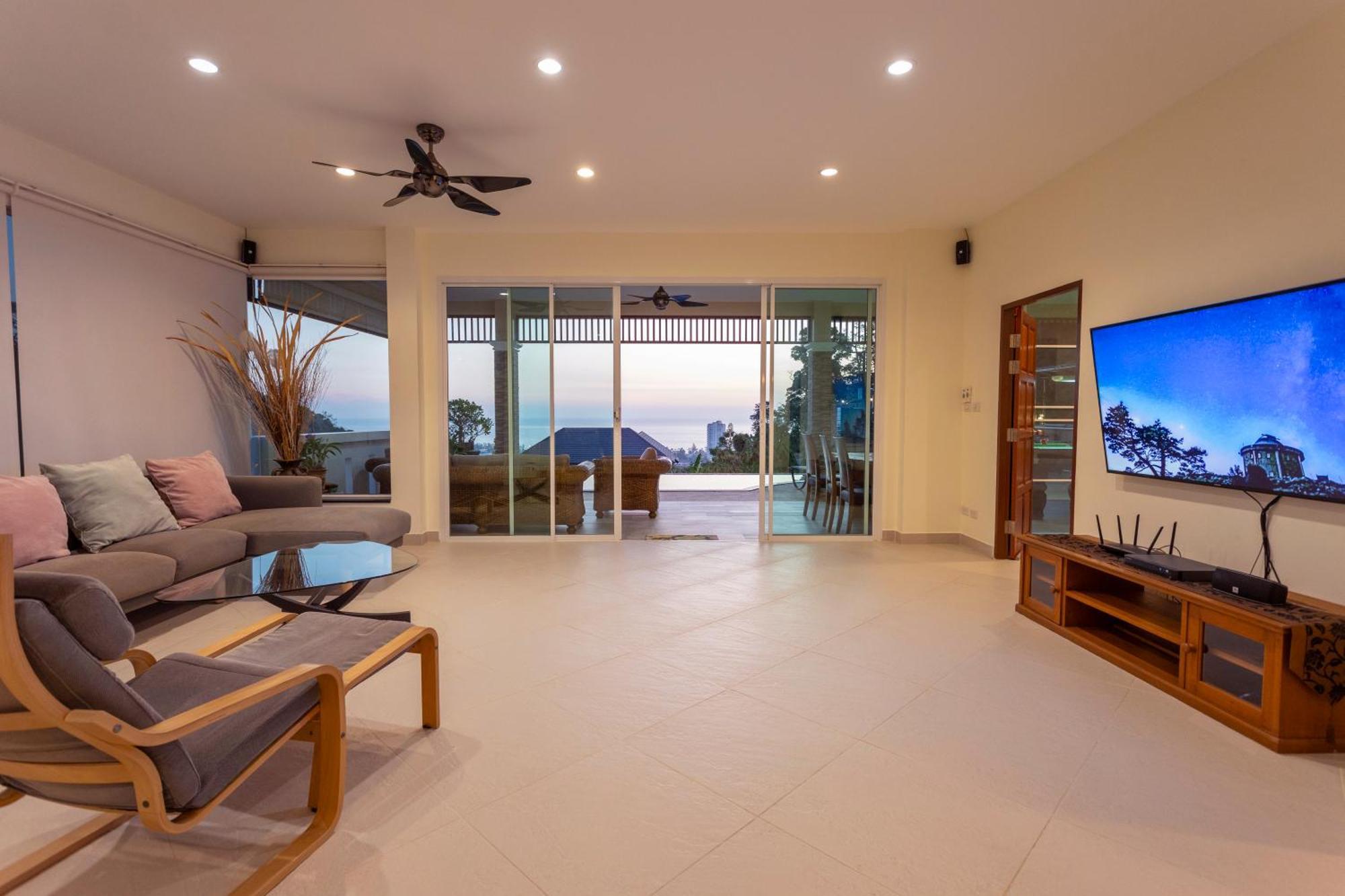 Bliss: 4 Bedroom Haven Karon