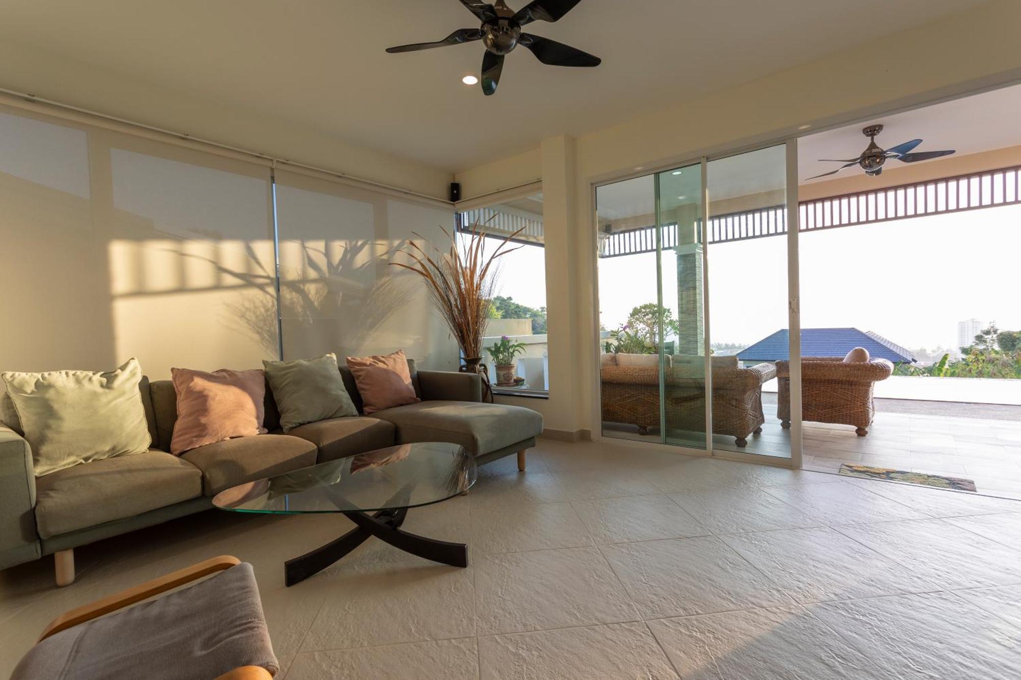 Bliss: 4 Bedroom Haven