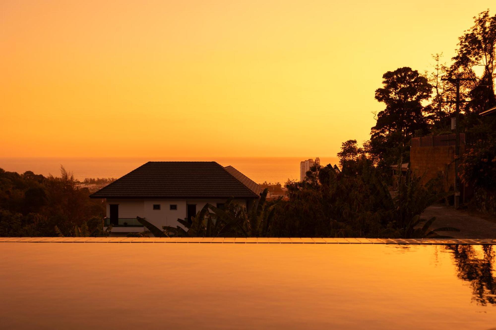 Villa Bliss: 4 Bedroom Haven *