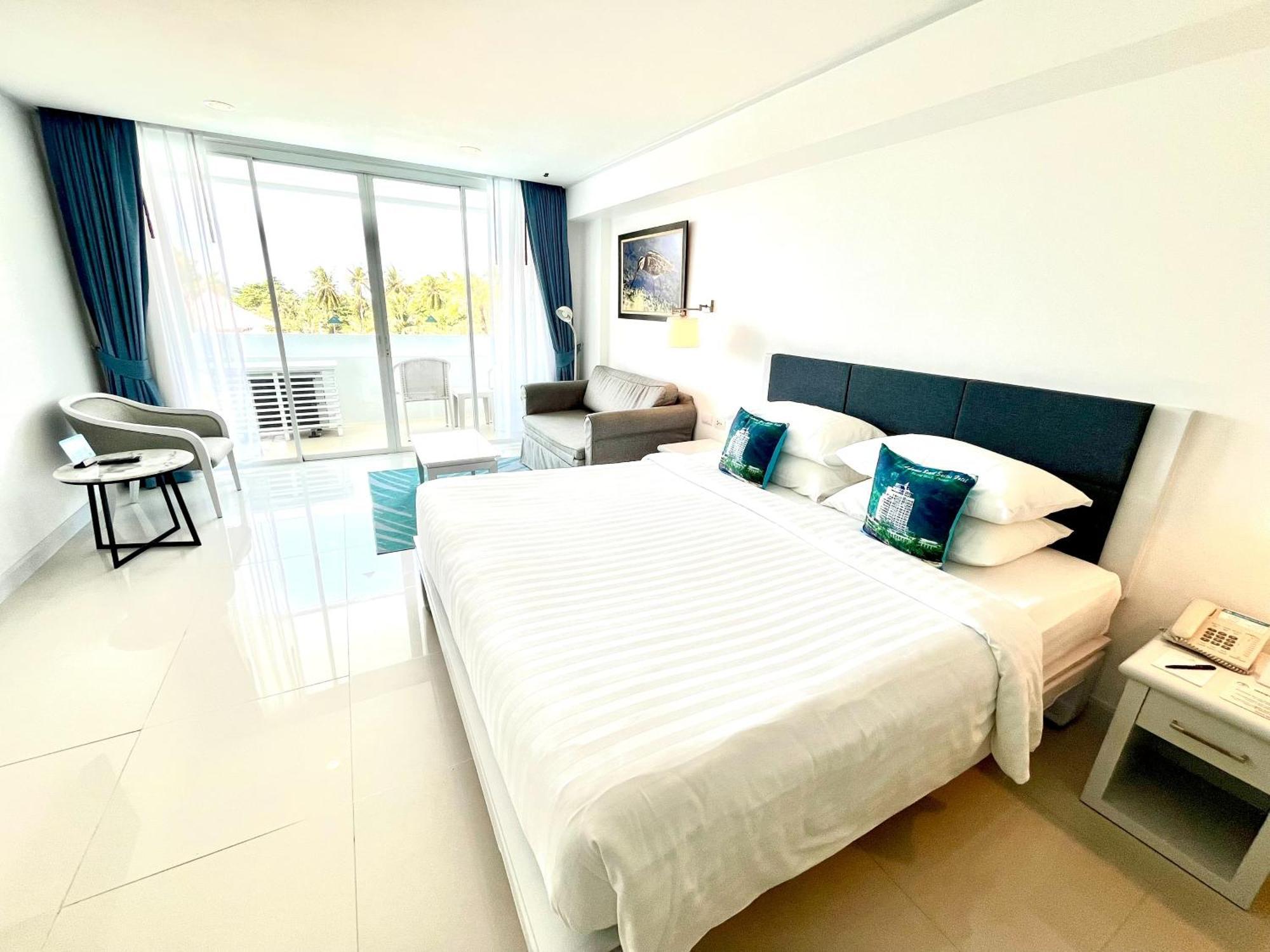 Andaman Hotel, Phuket 4*