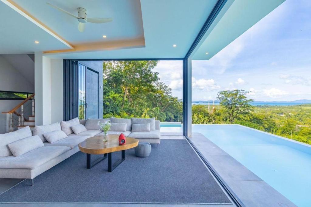 Yamu Hills Panoramic Ocean View 6 Bed Luxury Villa Phuket