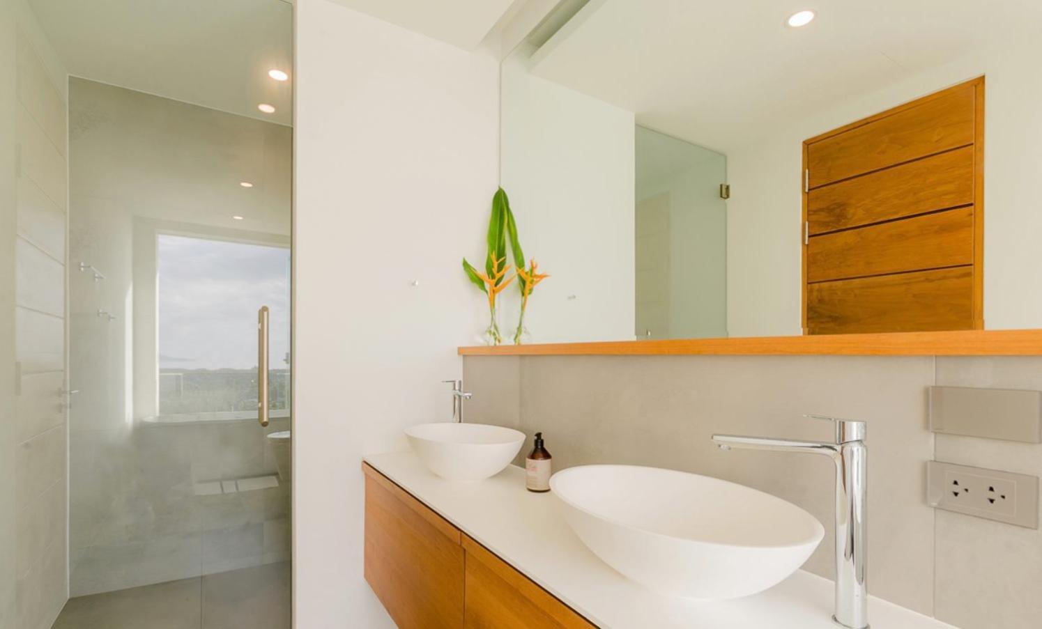 Yamu Hills Panoramic Ocean View 6 Bed Luxury