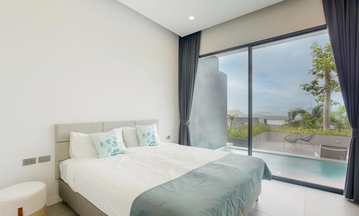 Yamu Hills Panoramic Ocean View 6 Bed Luxury Villa *