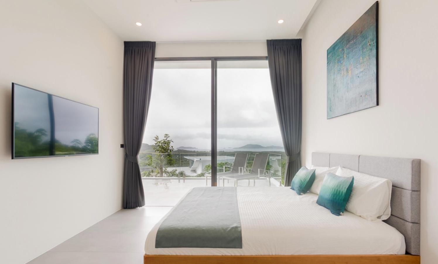 Yamu Hills Panoramic Ocean View 6 Bed Luxury Villa Phuket