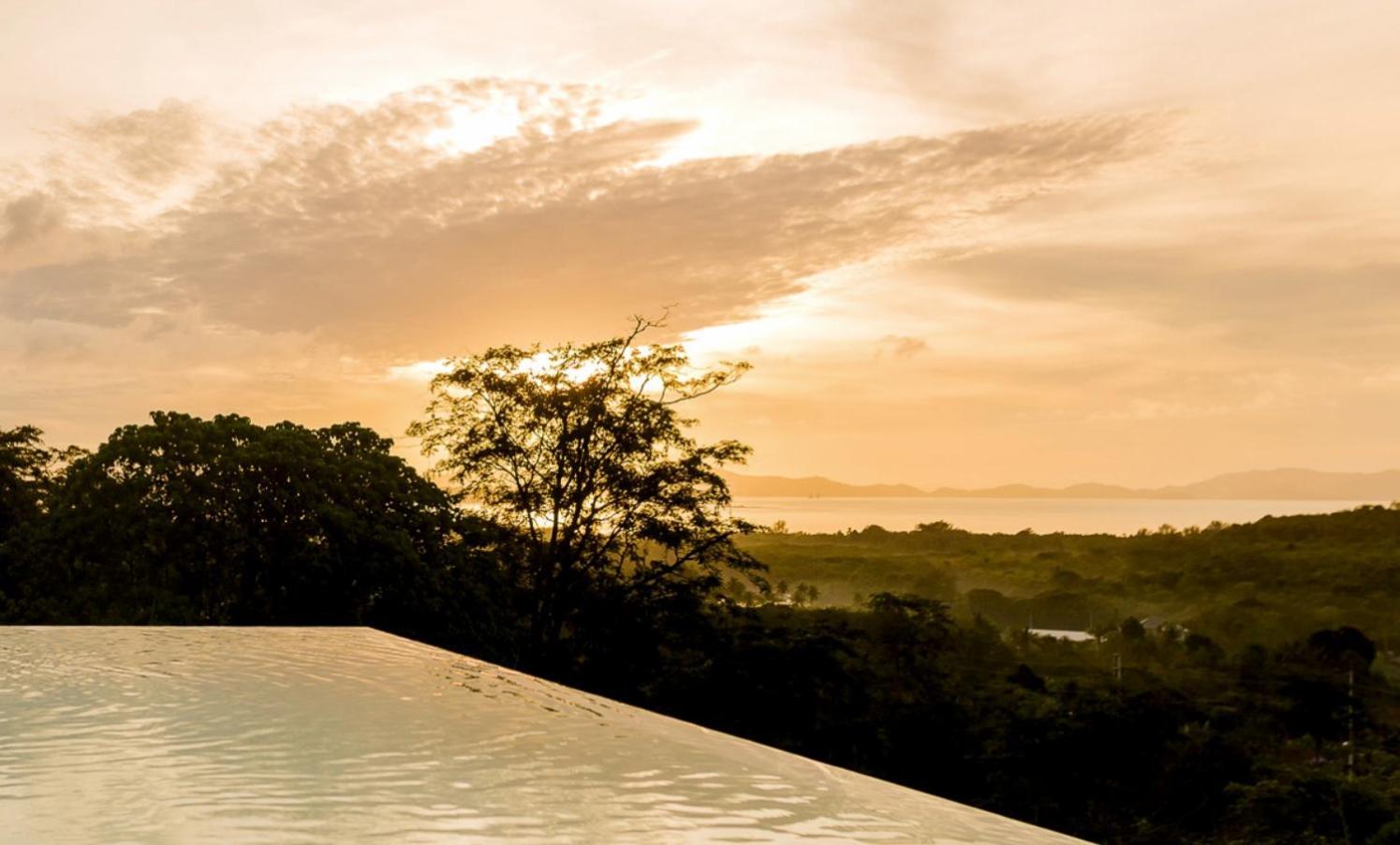Yamu Hills Panoramic Ocean View 6 Bed Luxury Villa Phuket