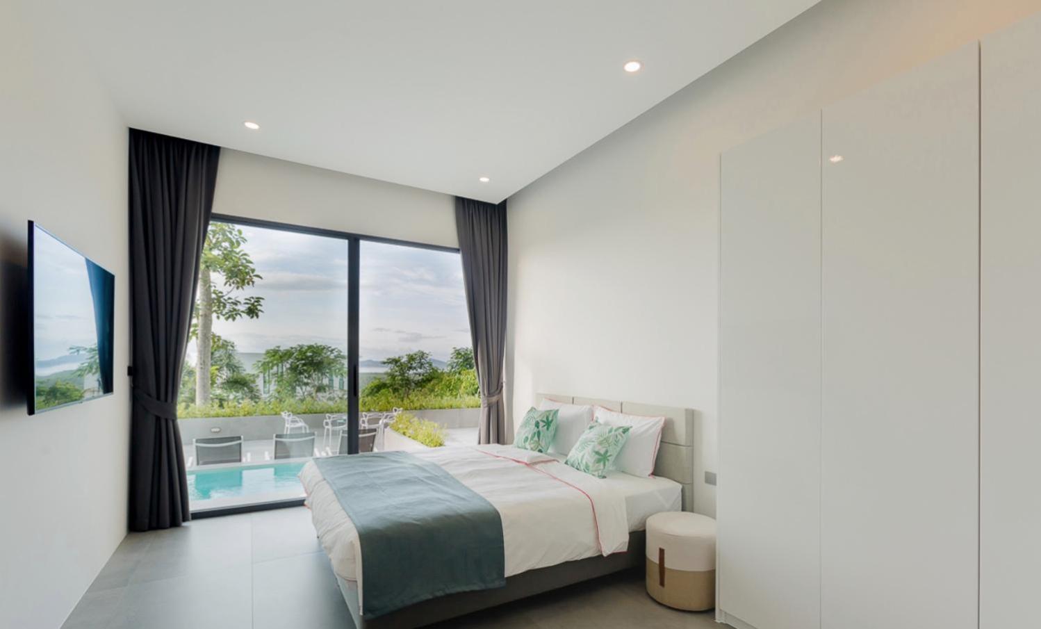 Yamu Hills Panoramic Ocean View 6 Bed Luxury Villa Phuket