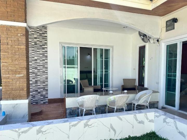 3br Near Laguna