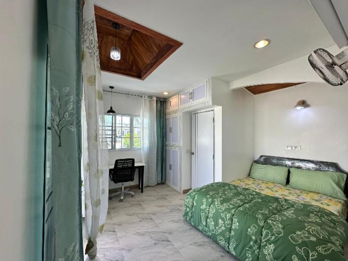 3br Near Laguna Villa *