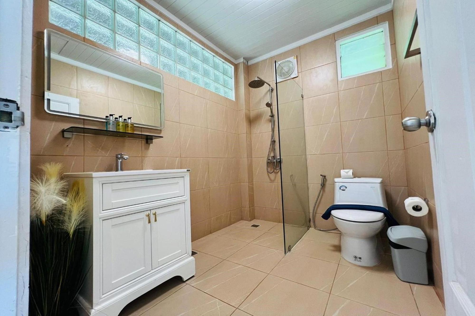 Panorama Ocean Villas, Kamala Villa Surin Beach (Phuket)