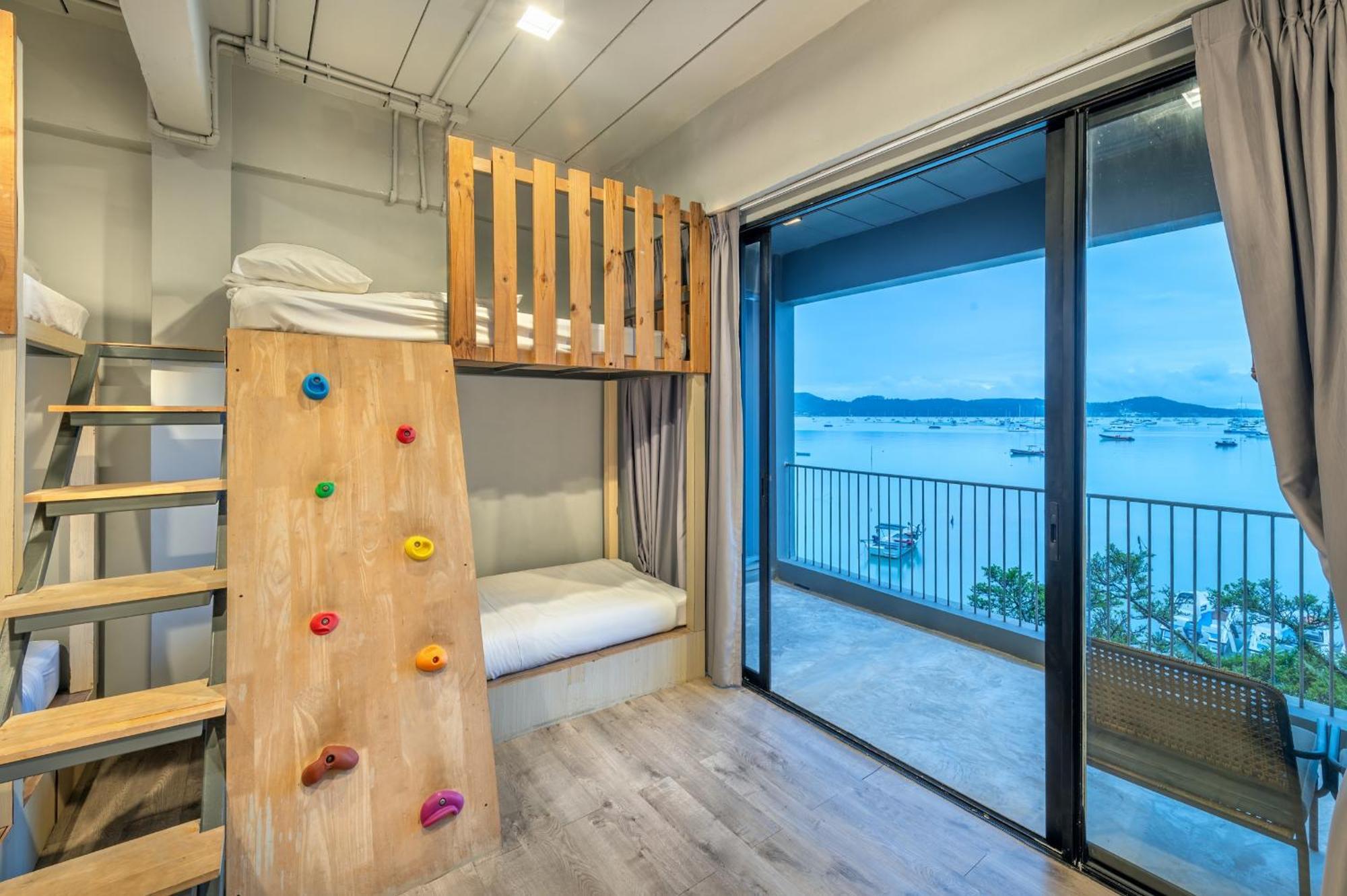 Shin Arch39 Phuket Front - Sha Hotel Chalong
