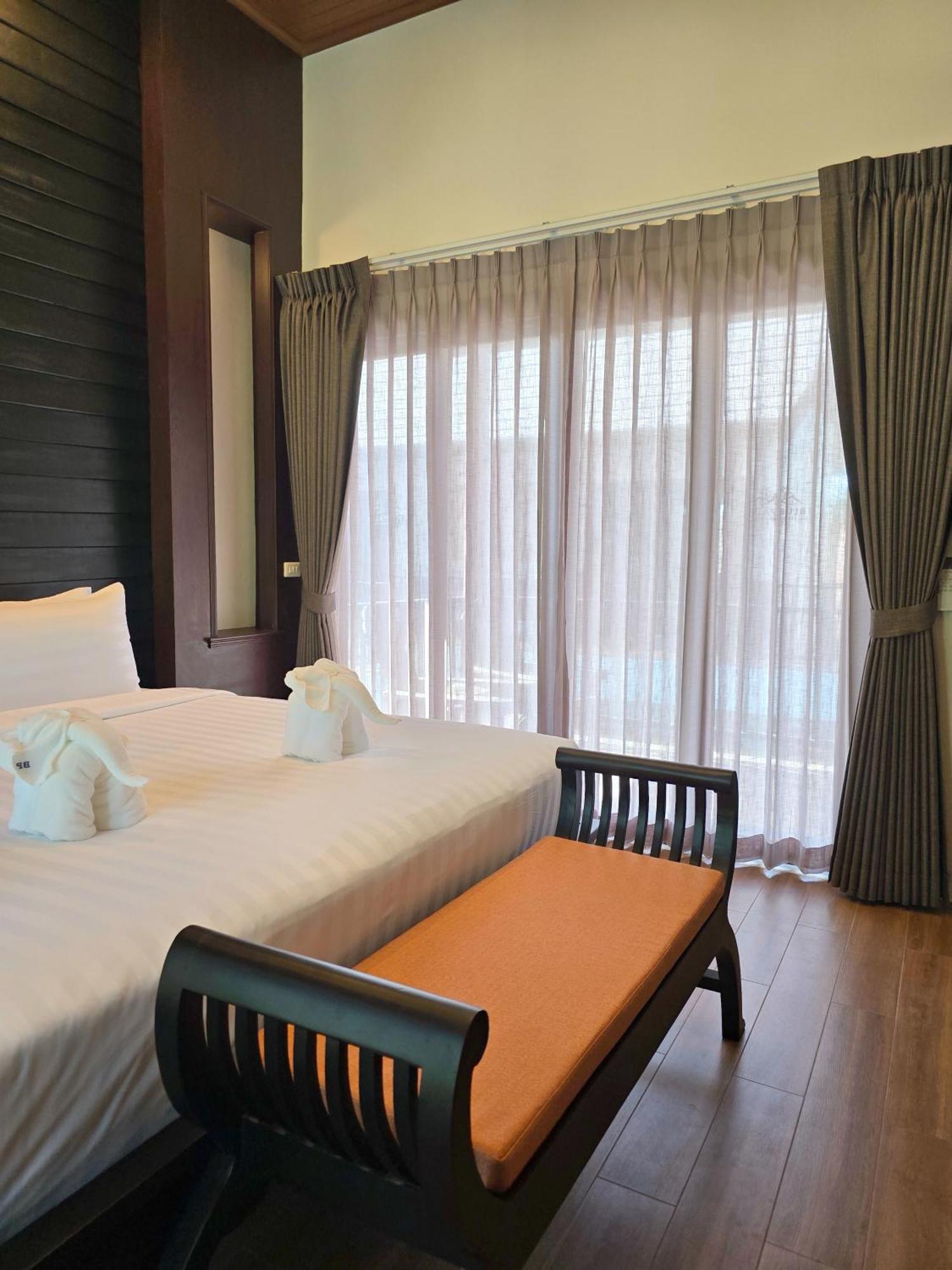 Blue Palm Resort