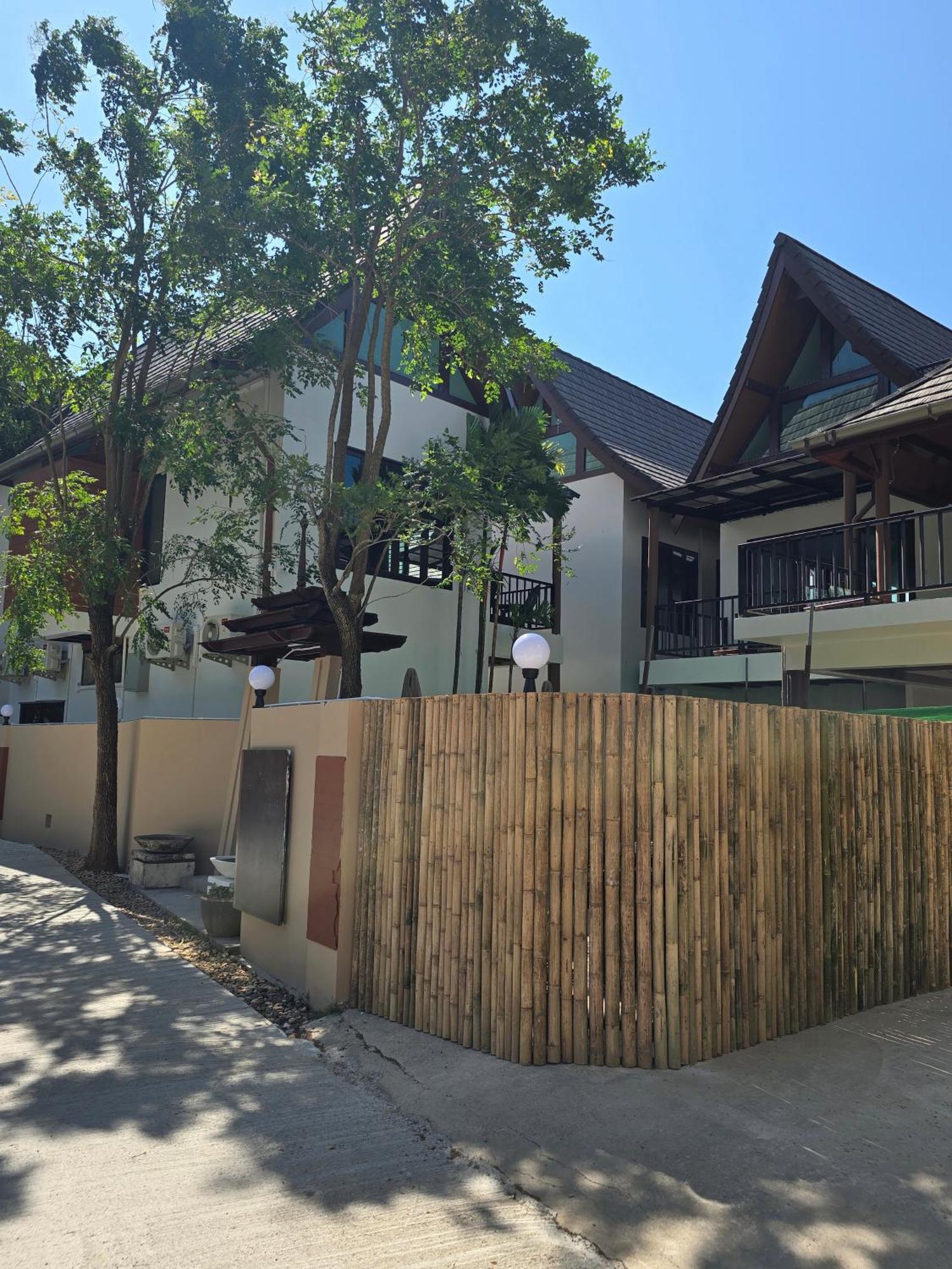 Blue Palm 4*