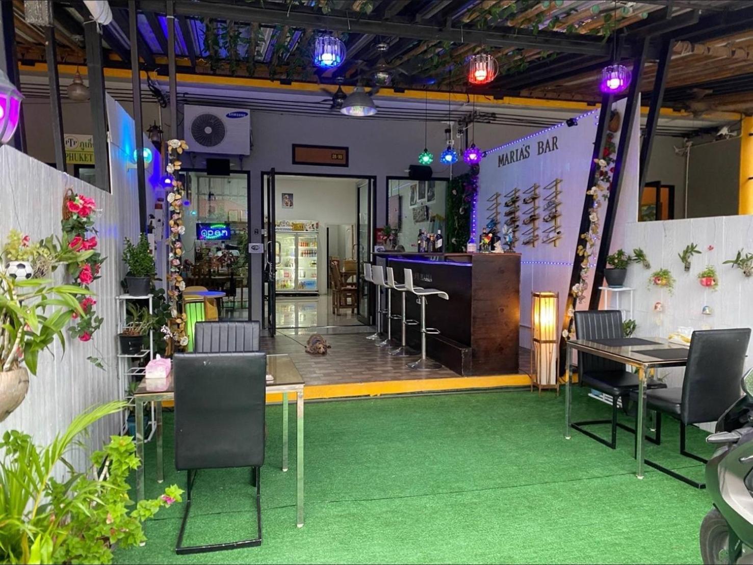 Apartment Maria's Guest House, Restaurant & Bar *