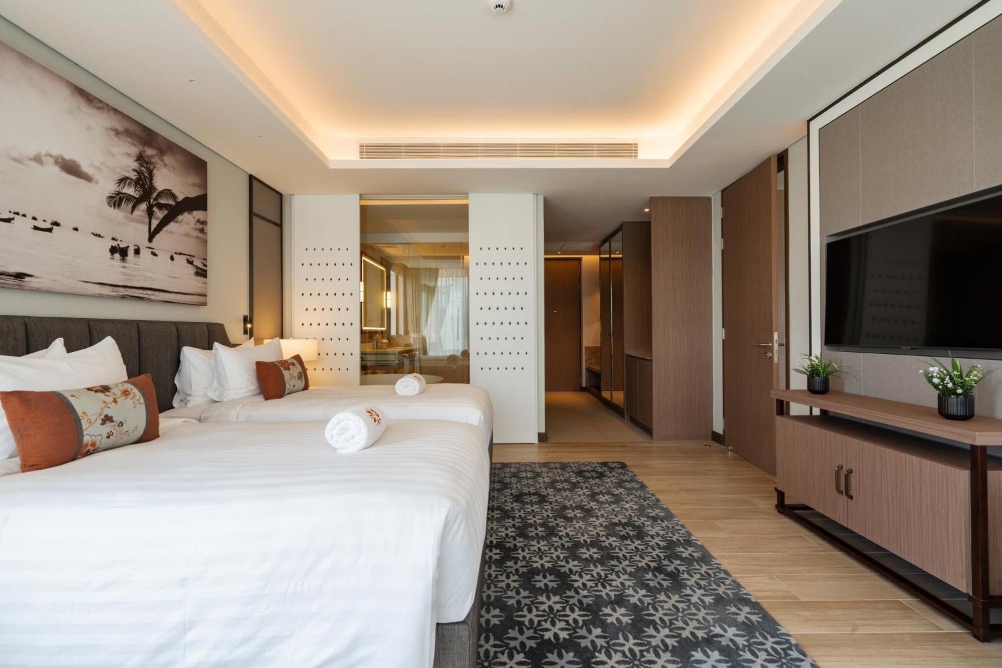 Luxury In The Laguna Near The Bang Tao Beach (Phuket)