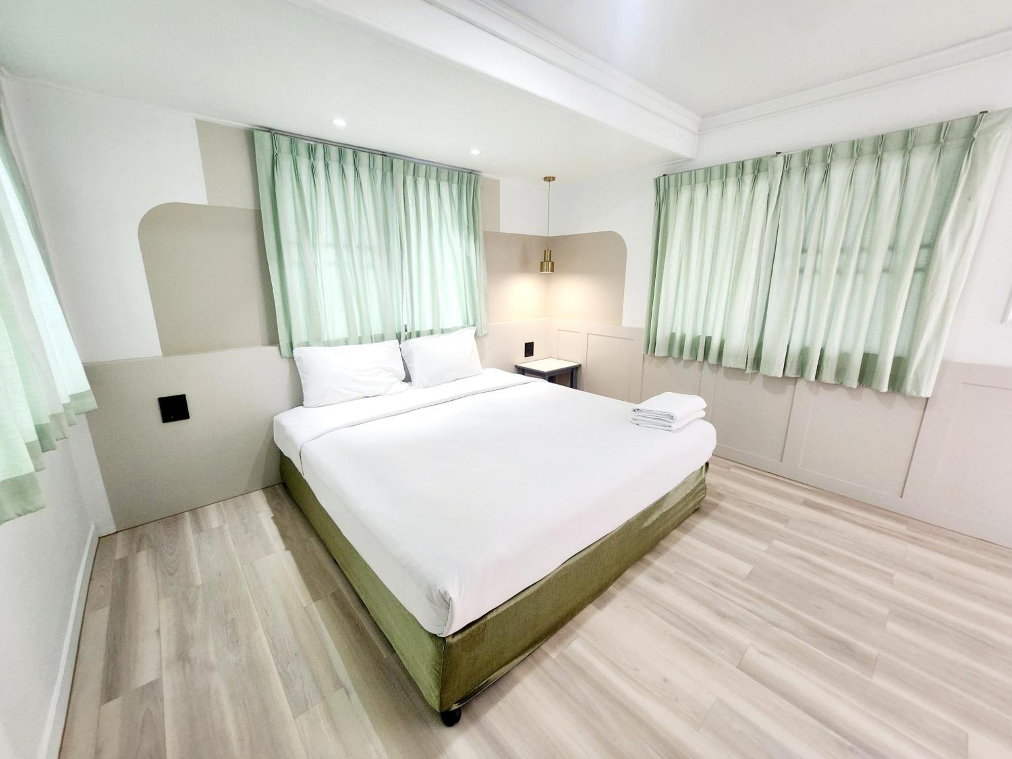 Hotel Seatel Phuket, 2*