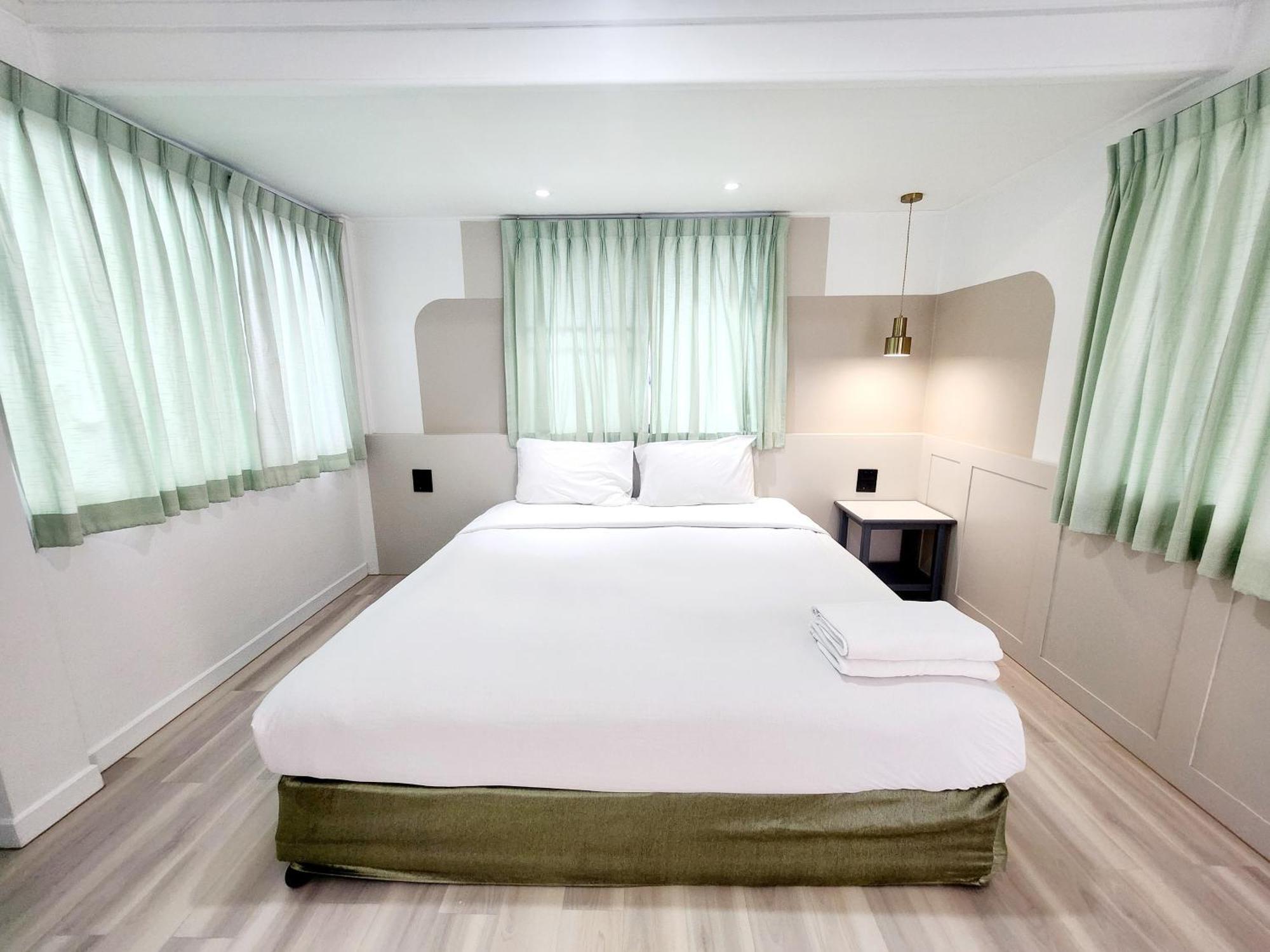 Seatel Phuket, Hotel Patong