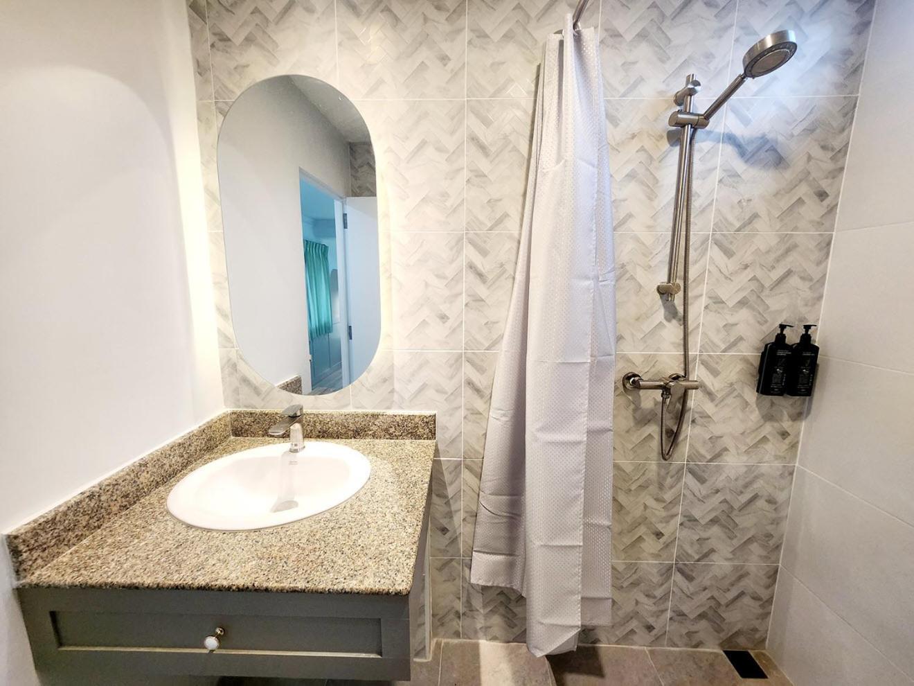 Hotel Seatel Phuket, 2*