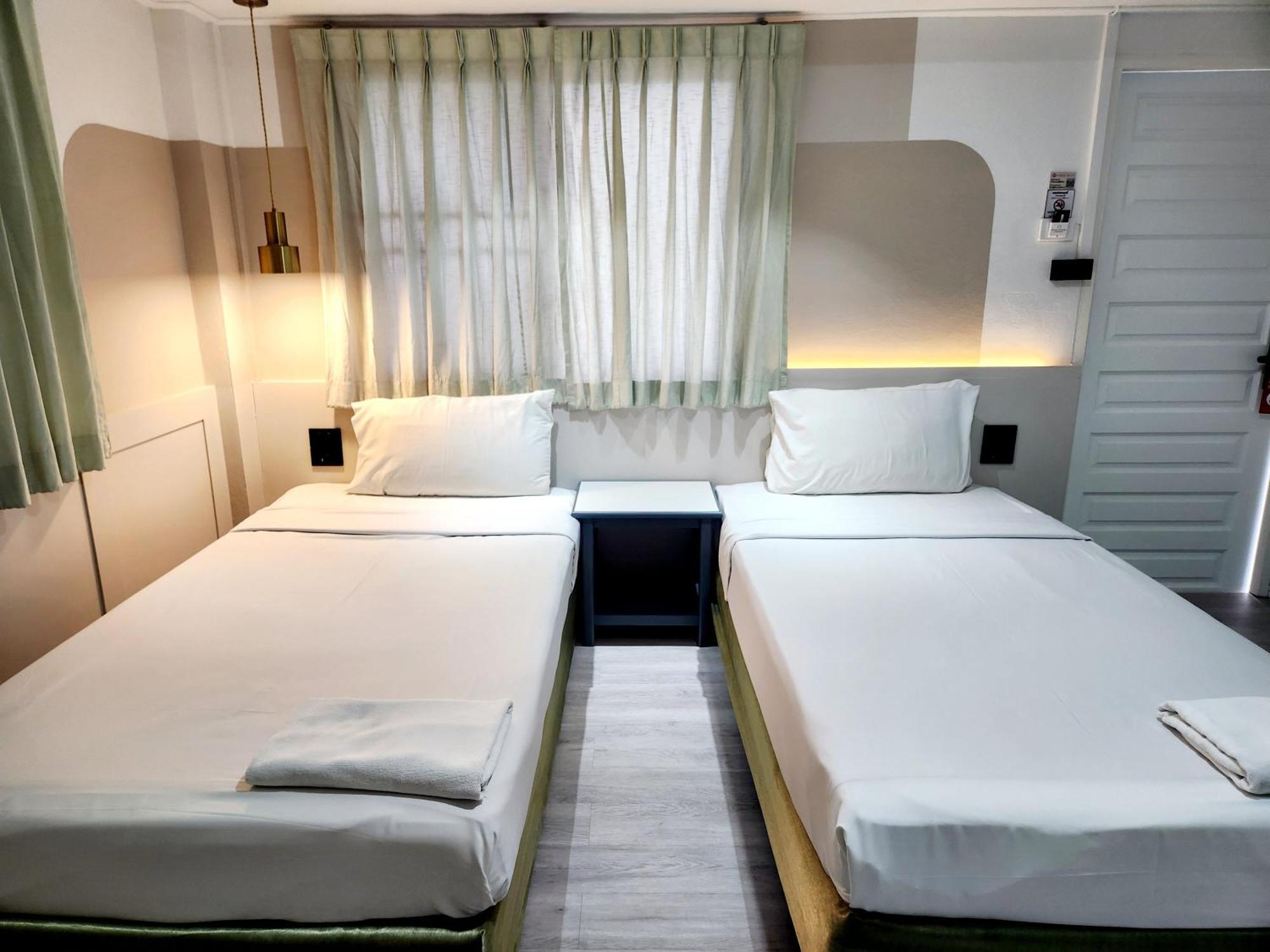 Seatel Phuket, Hotel 2*