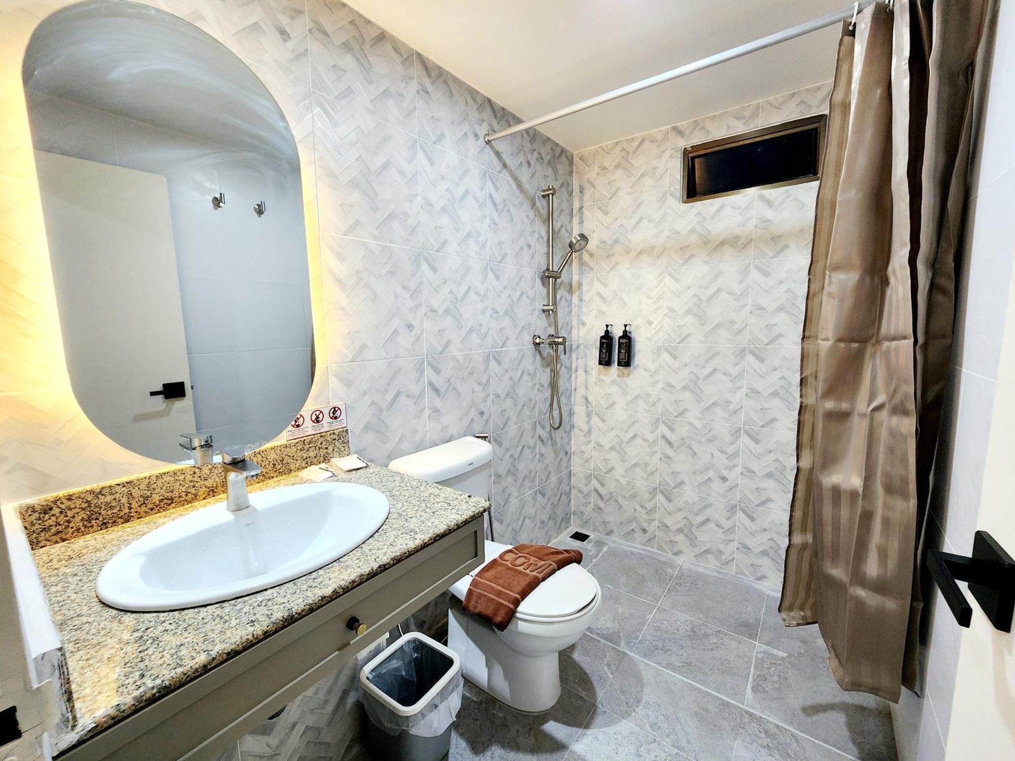 Seatel Phuket,
