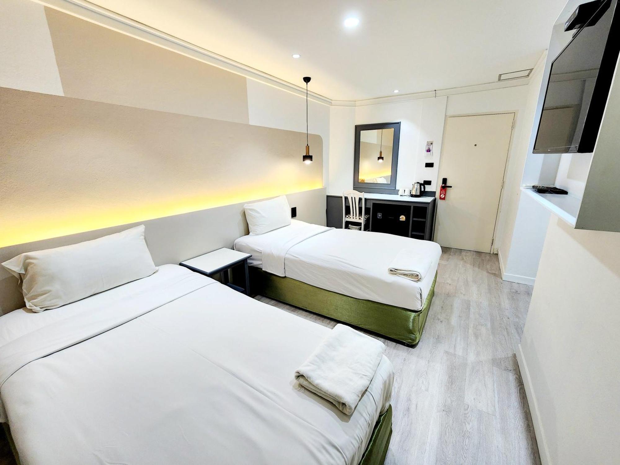 Seatel Phuket, Hotel 2*