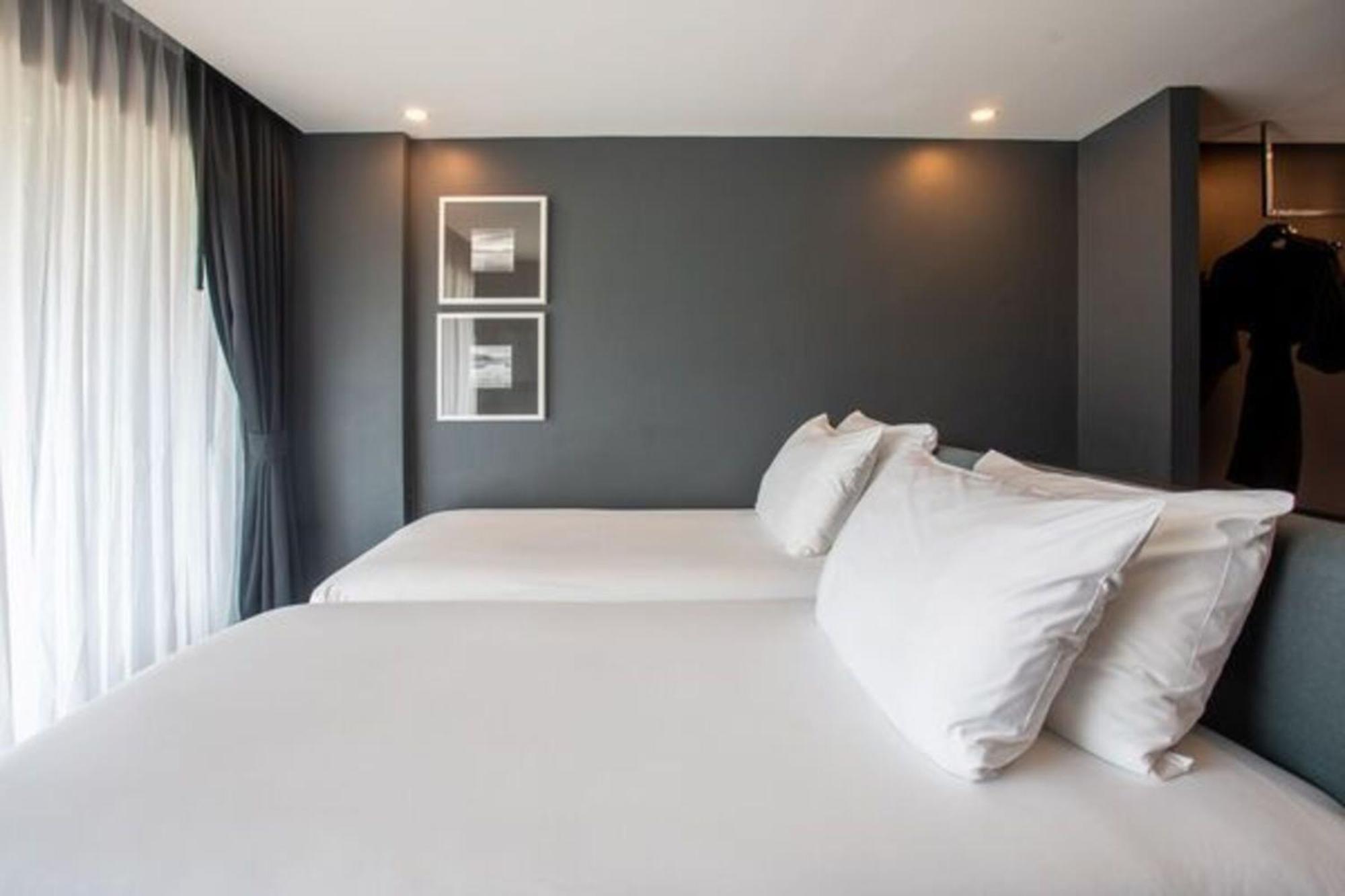 Hotel Tide Phuket Beachfront Hotel Phuket