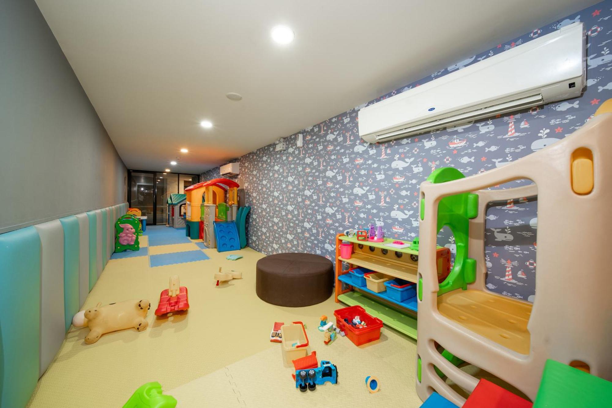 Private Residents In Surin Mida Aparthotel *