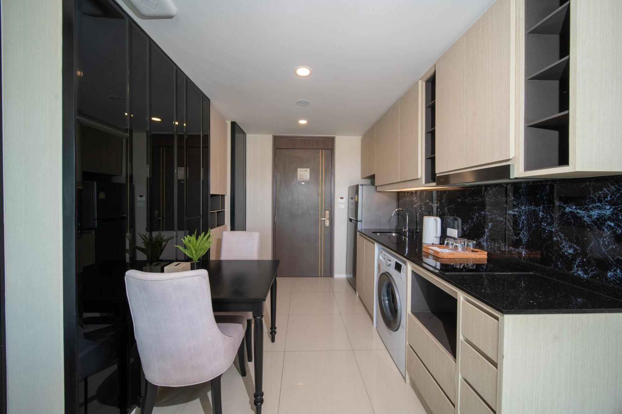 Aparthotel Private Residents In Surin Mida *