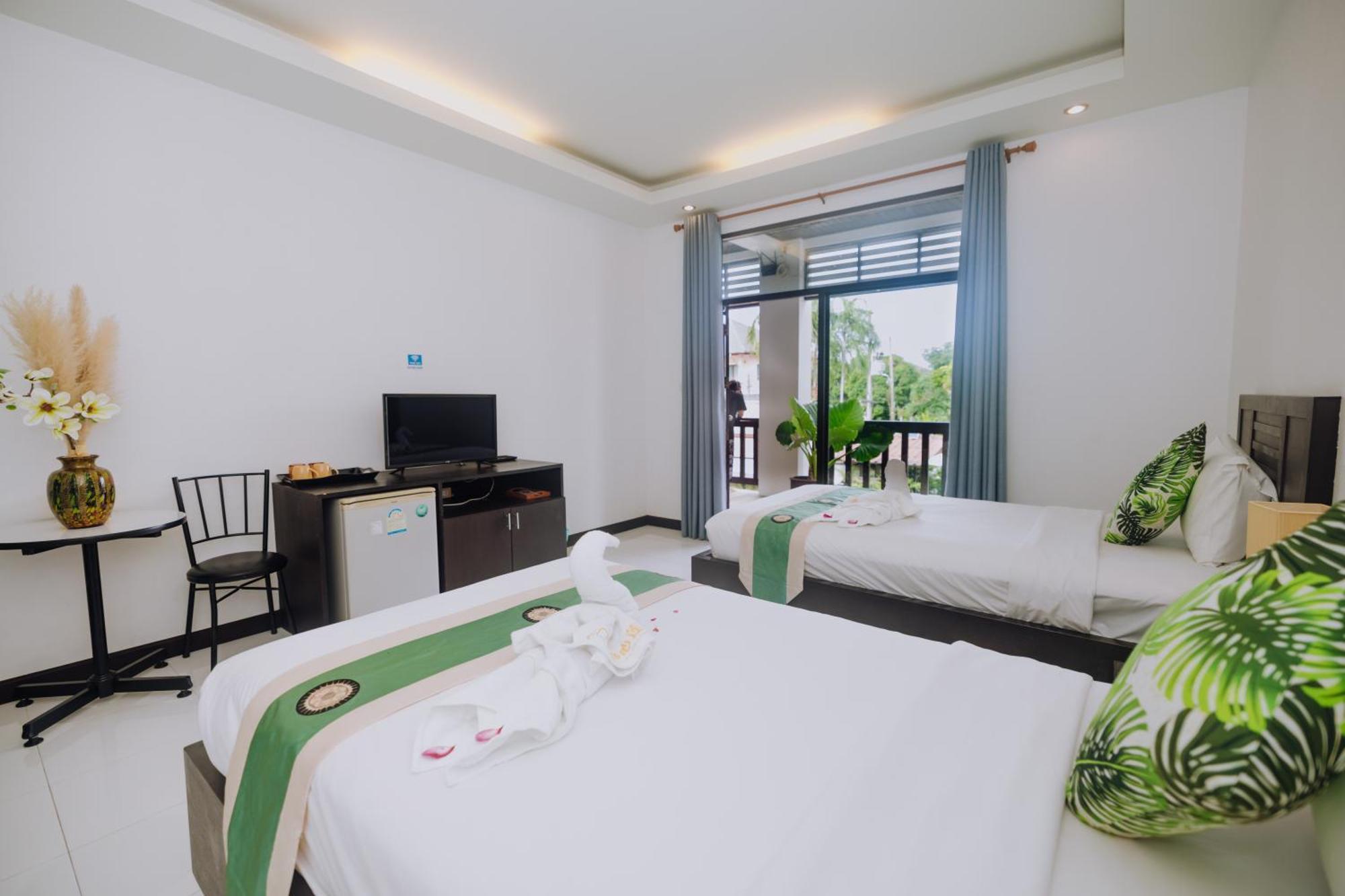 Monaburi Boutique Hotel 3*