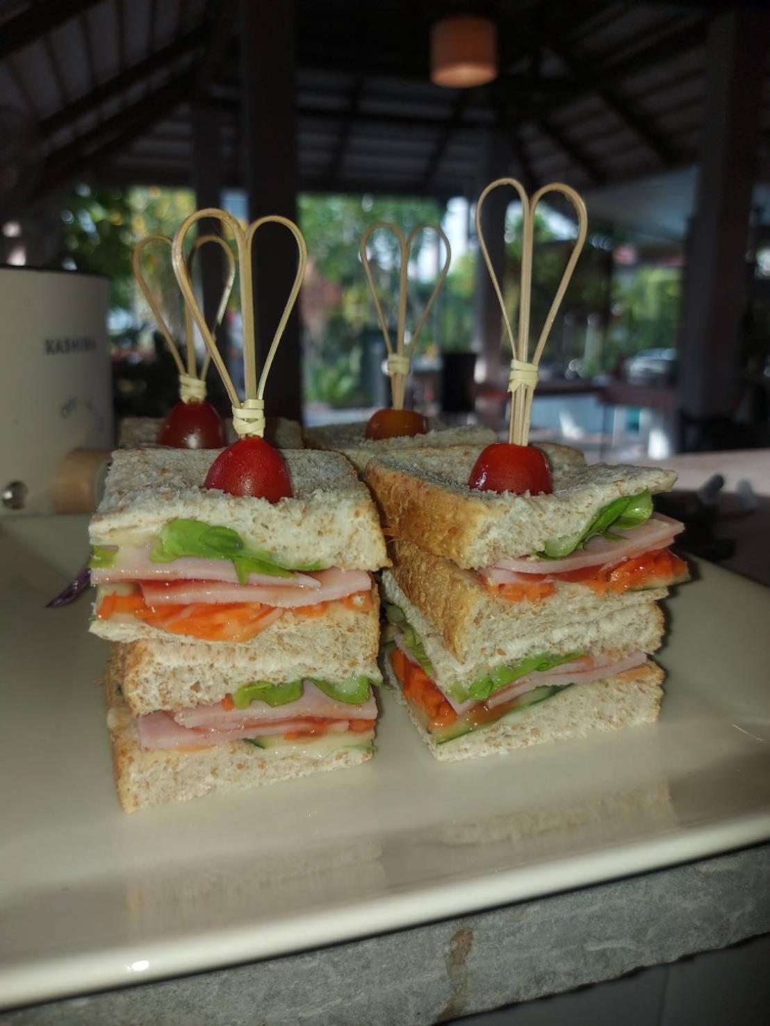 Monaburi Boutique Hotel Rawai