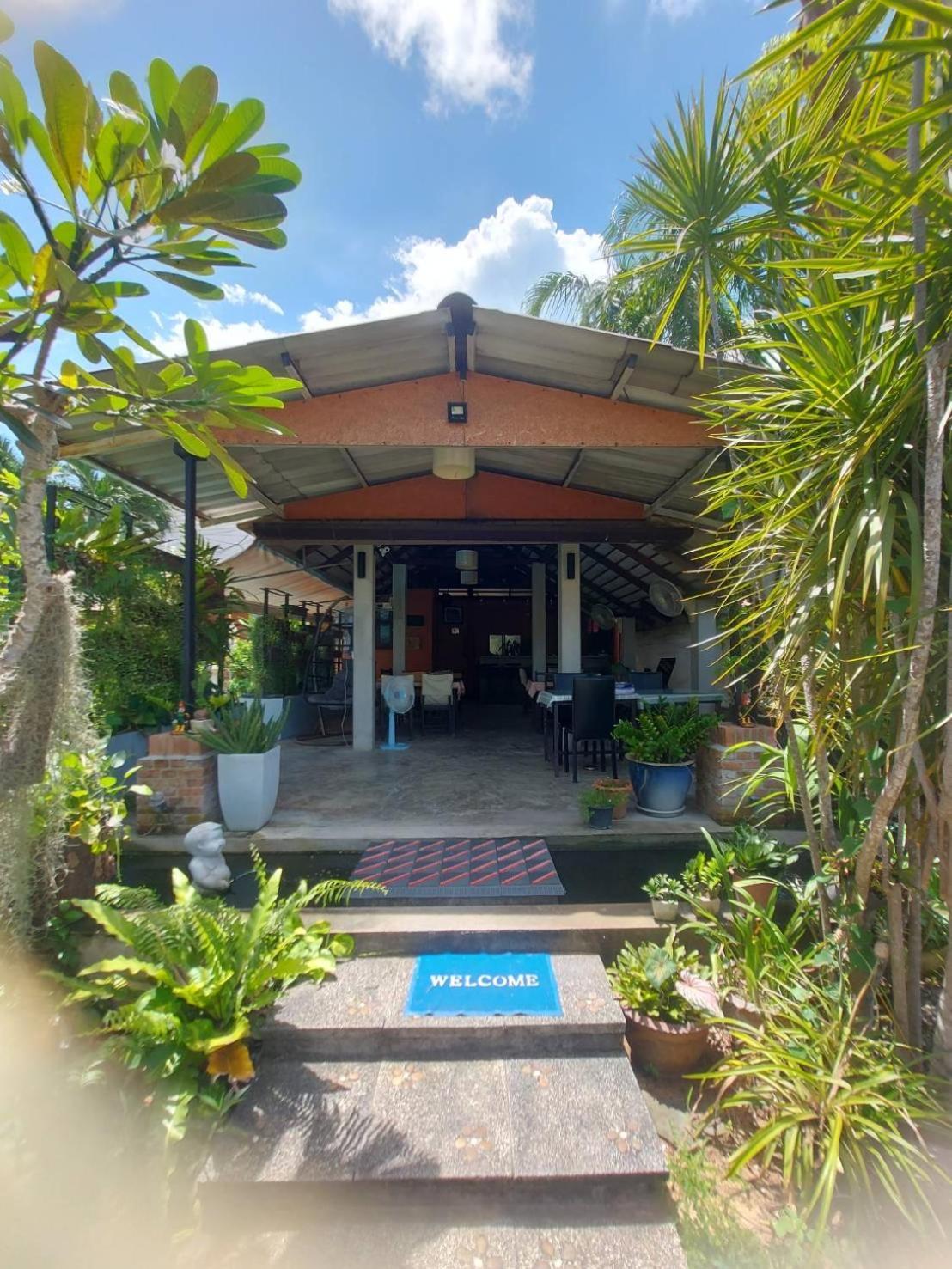 Hotel Monaburi Boutique Rawai