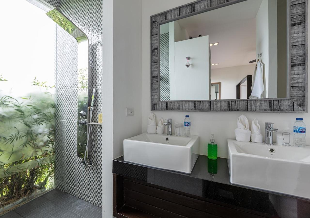 Villa Yin, Private Oceanfront Villa,