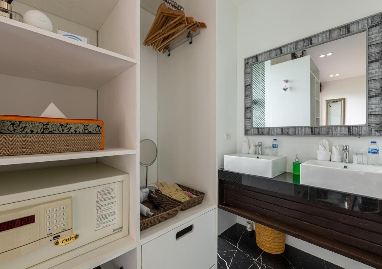 Yin, Private Oceanfront Villa,