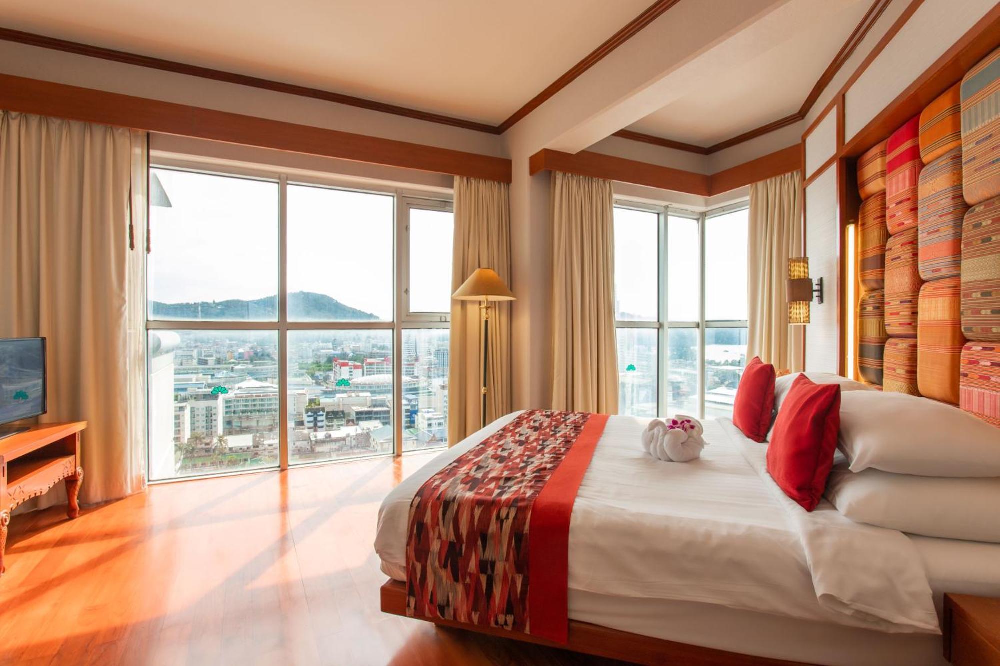 The Royal Paradise & - Sha Extra 4* Patong