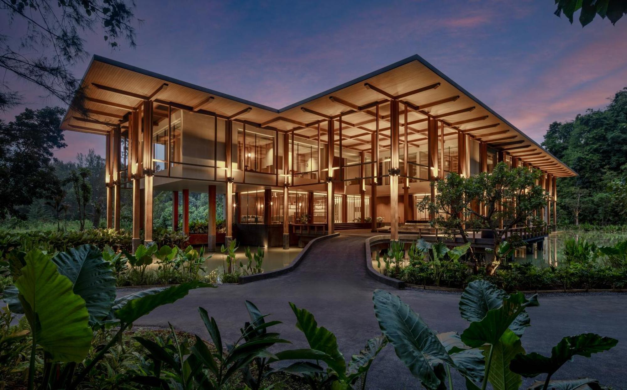 Anantara Phuket Resort 5*