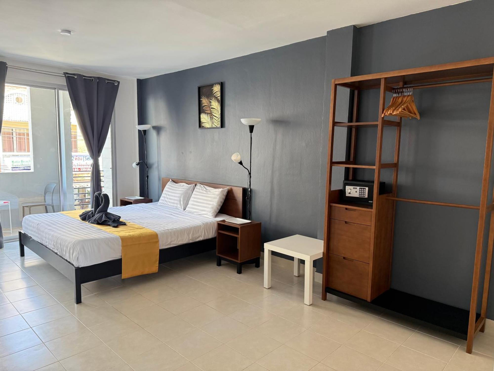 Thalassa Pool Guest house *