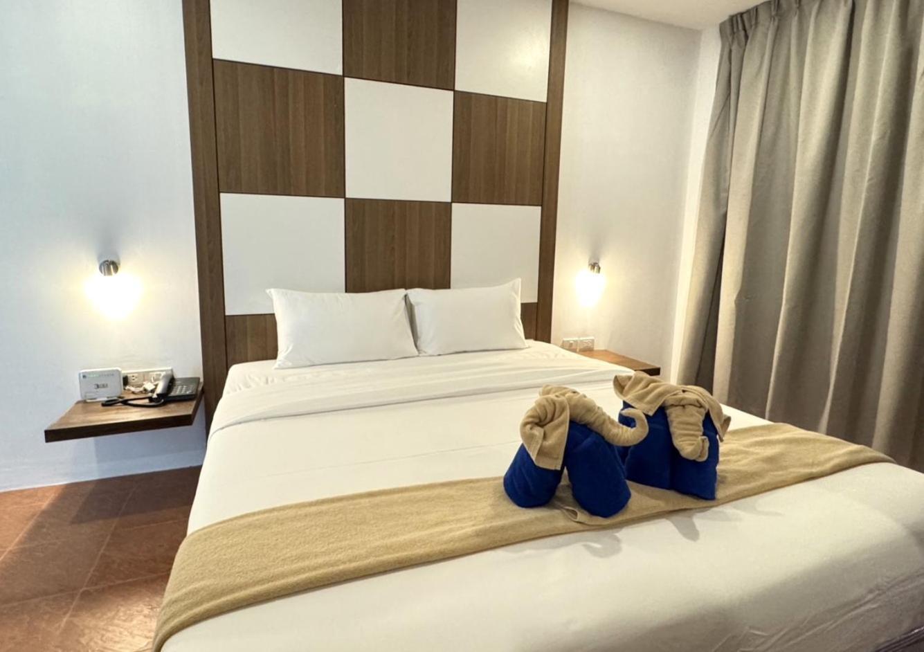 Resort The Palms, - Sha Extra