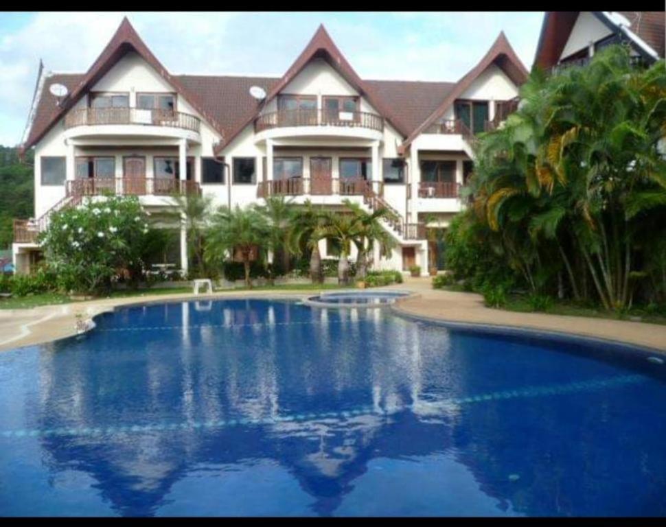 Beverly Hills Apartamento Patong