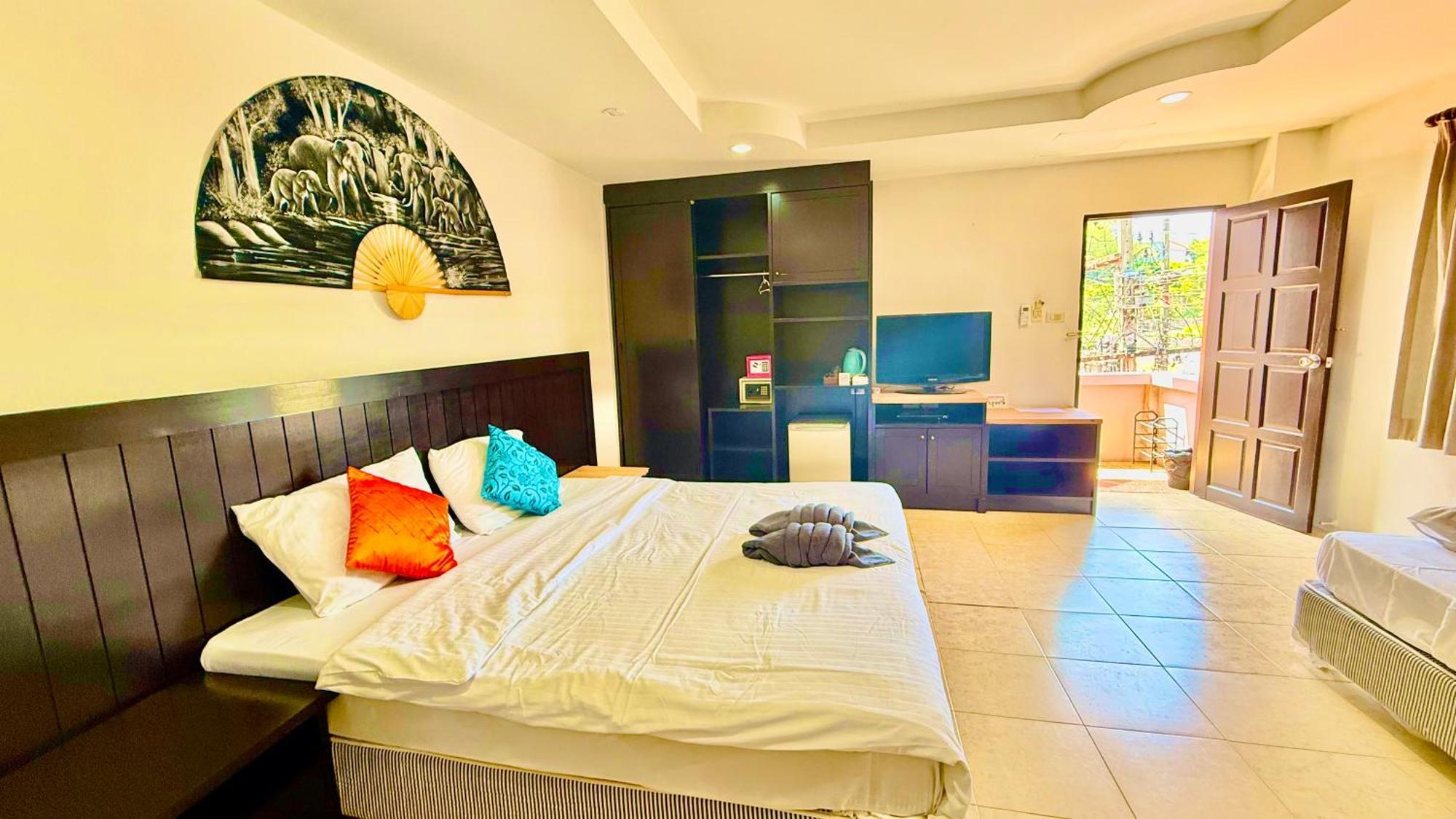 Hill Side 3* Patong
