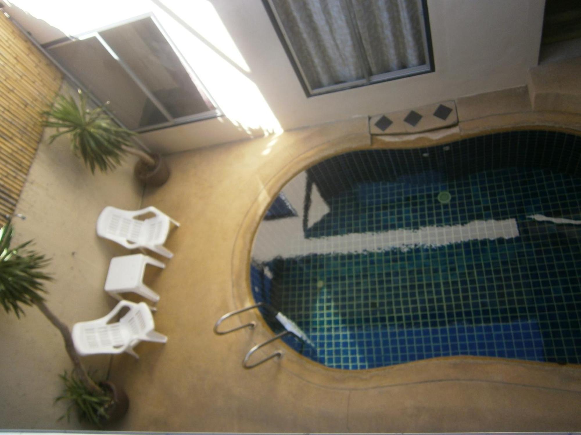 Infinity Boutique Kata Hotel Ban Kata