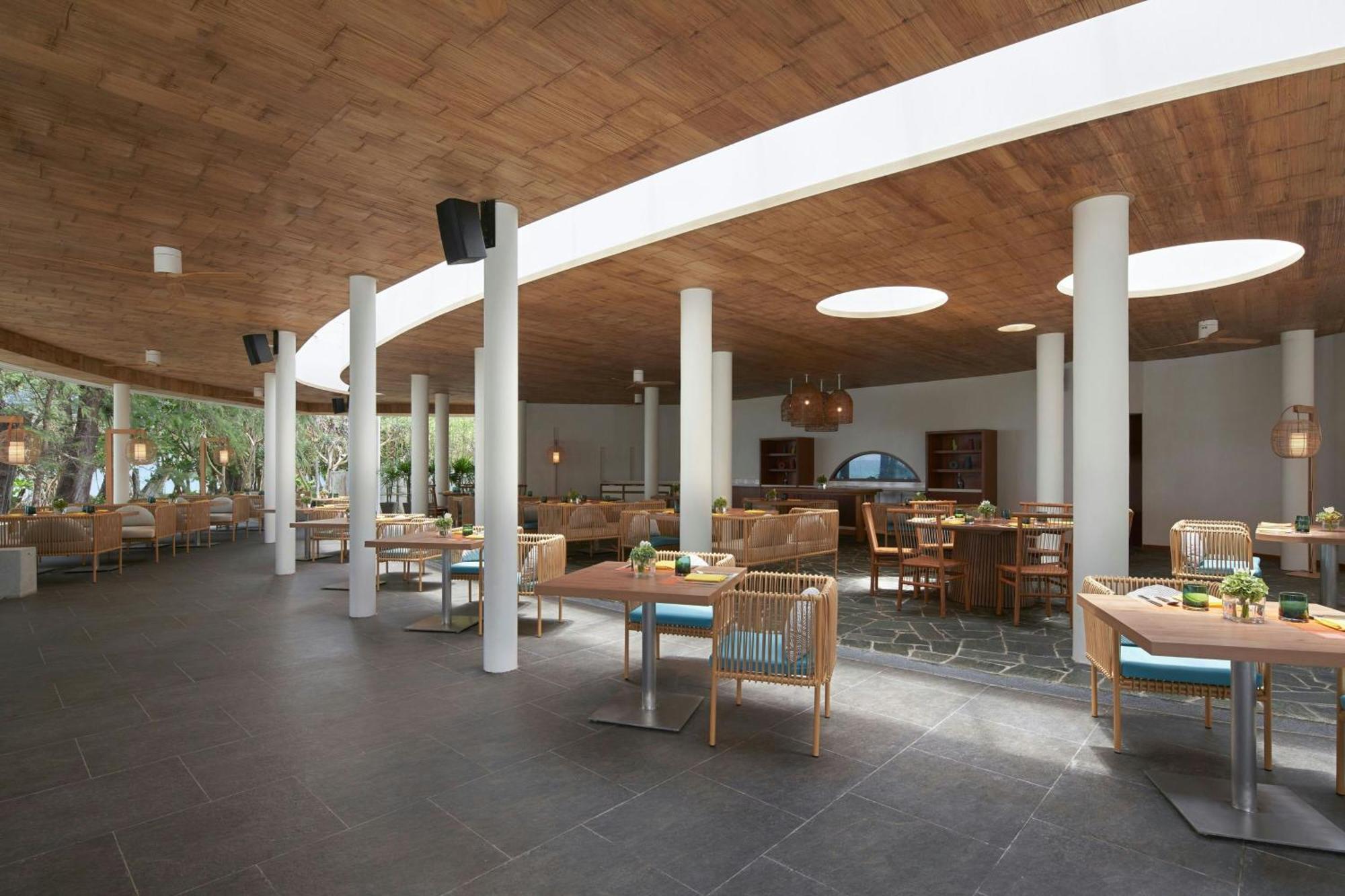 Le Meridien Phuket Mai Khao